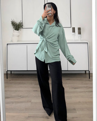 Chemise à nouer